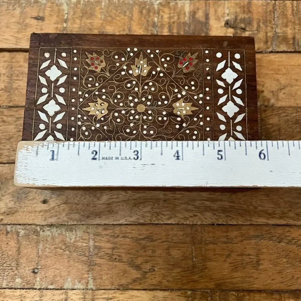 Decorative 6